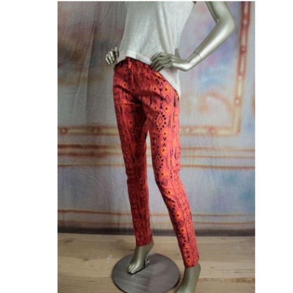 NWT MINKPINK Make Your Mark Printed Stretchy Girlfriend Denim Jeans S - Picture 5 of 7